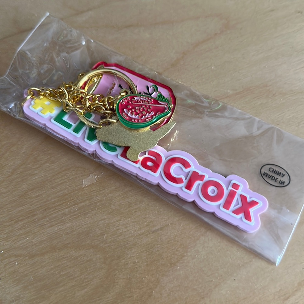 LaCroix #LiveLaCroix Guava São Paulo pink keychain NWT